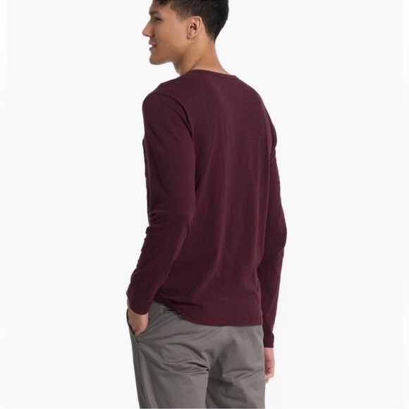Vuori Long Sleeve Rise Tee Ruby Sz XXL Athleisure Athletic Casual Maroon - Picture 3 of 14